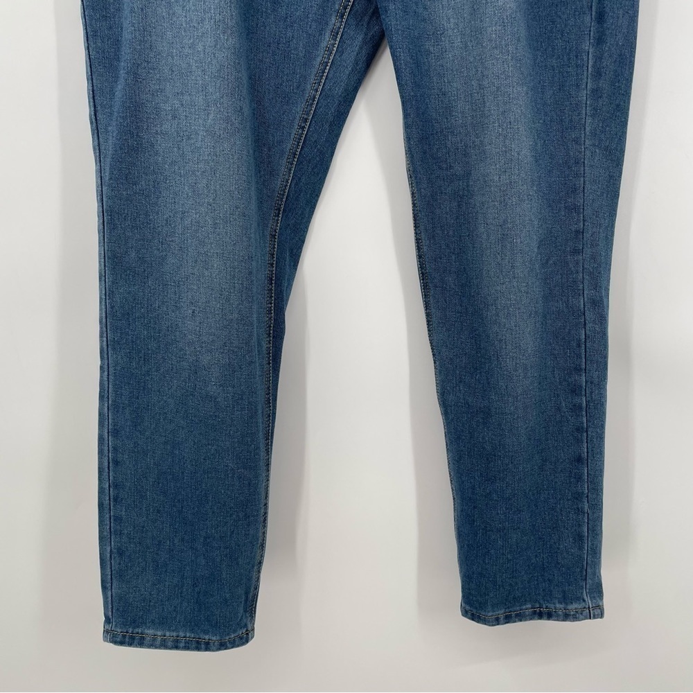 NEW! Pretty Little Thing Bum Rip Jeans - Picture 6 of 15